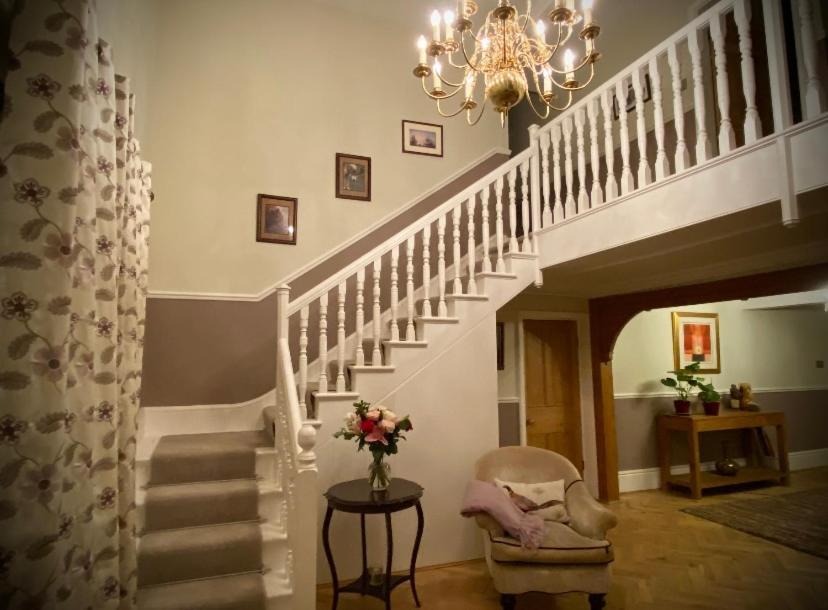 The Old Rectory - Valley View Room In Private Home Stockton-on-Teme ภายนอก รูปภาพ