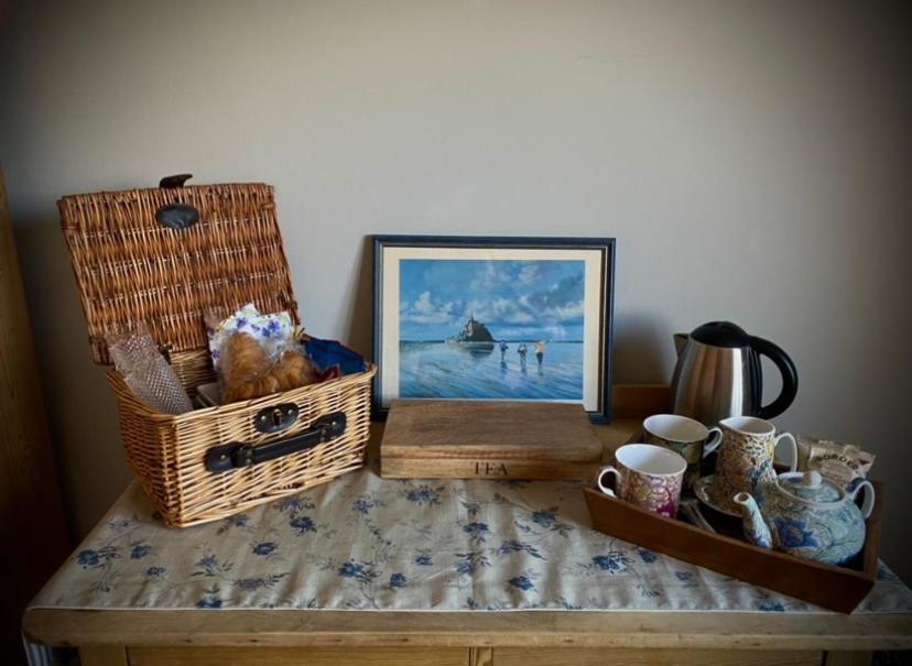 The Old Rectory - Valley View Room In Private Home Stockton-on-Teme ภายนอก รูปภาพ