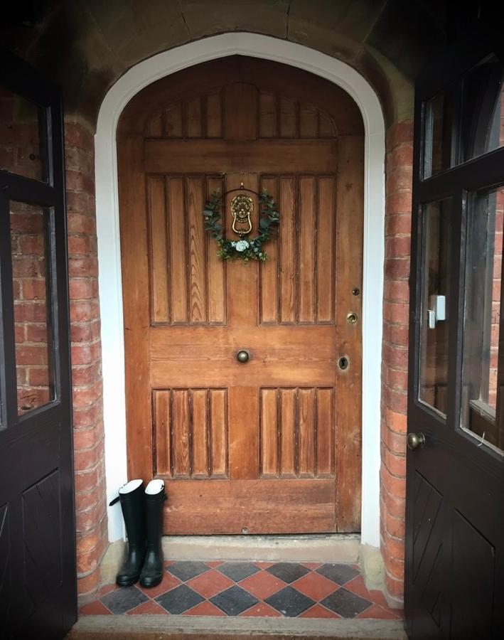 The Old Rectory - Valley View Room In Private Home Stockton-on-Teme ภายนอก รูปภาพ